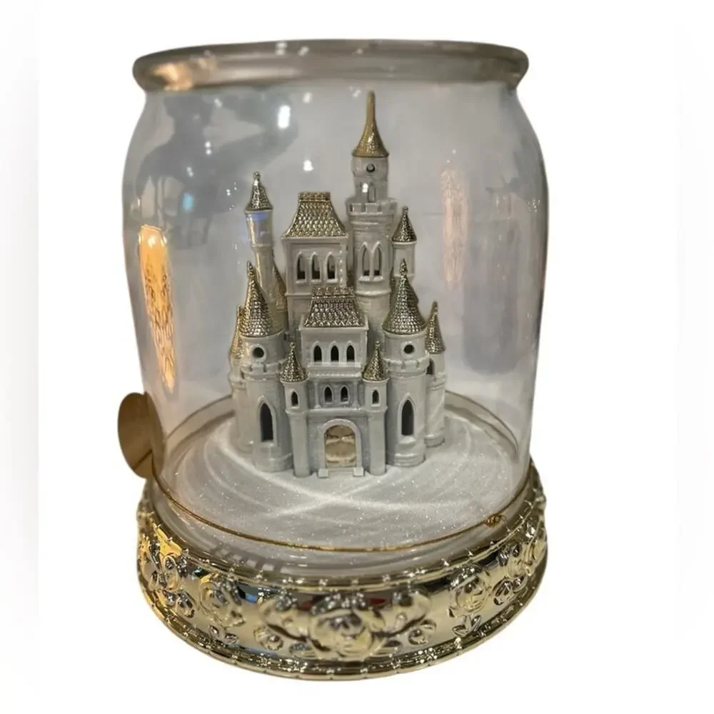 Bath & Bodyworks x Disney Cinderella’s Castle Gold Light Up Candle Holder
